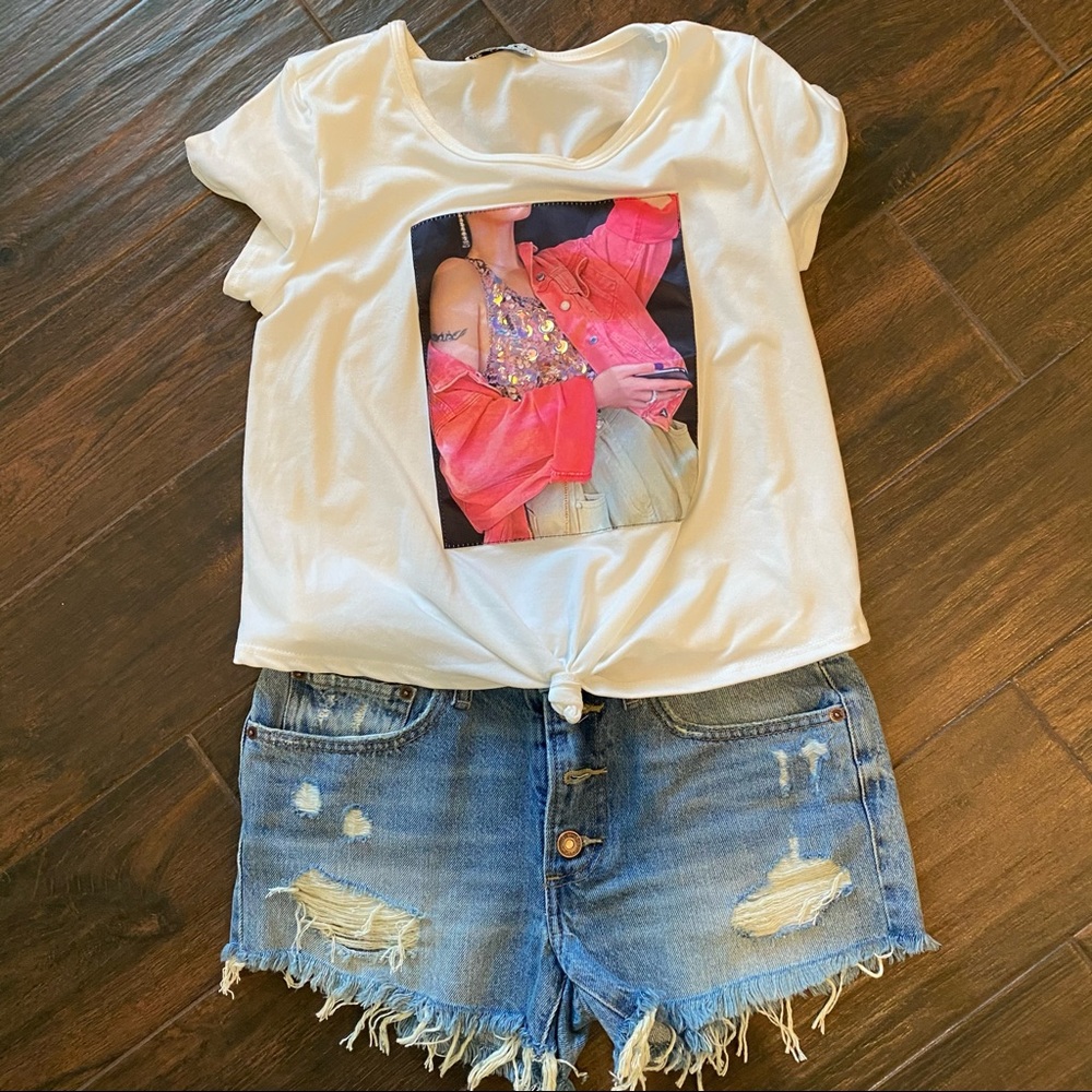 T.M.G made in USA. Statement Tee